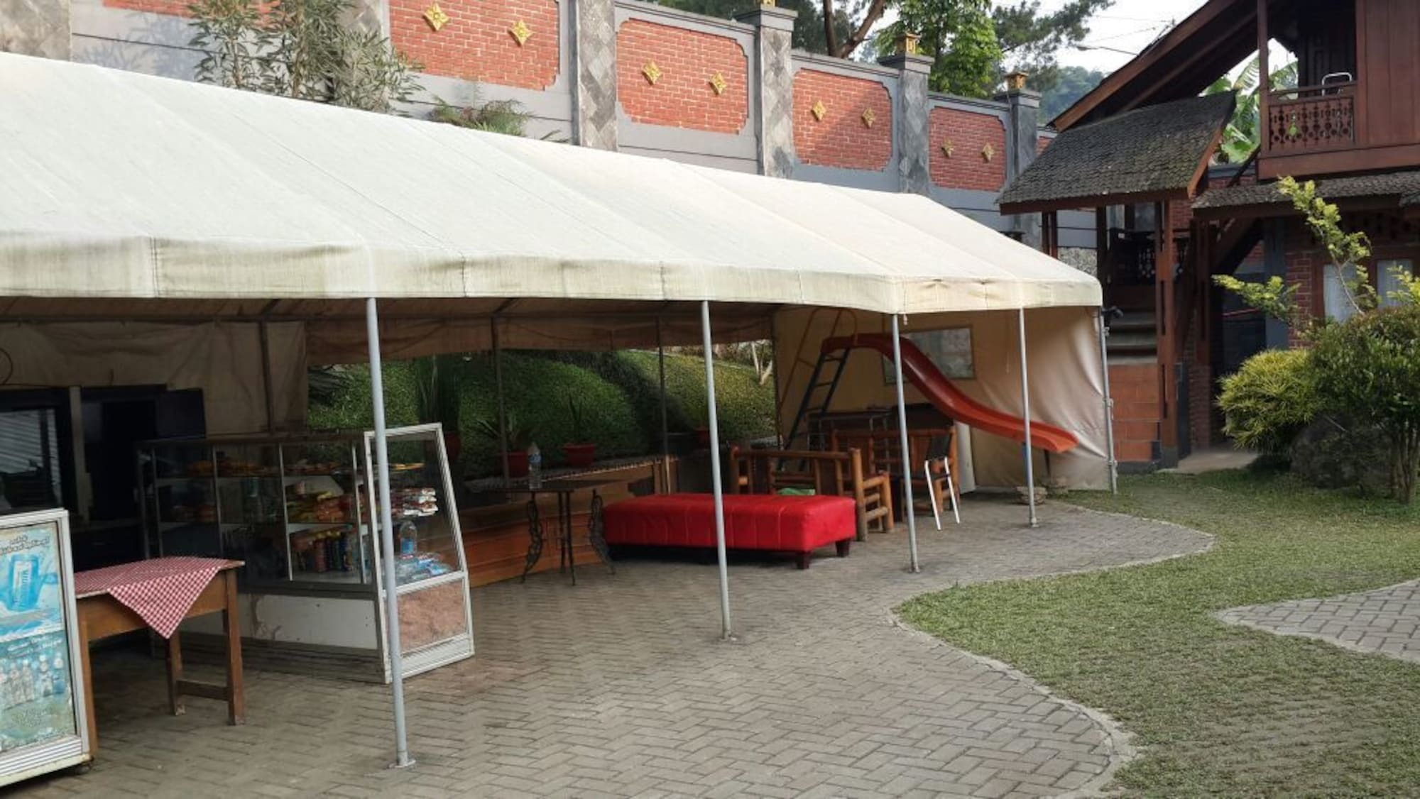 Bantal Guling Villa Лембанг Экстерьер фото